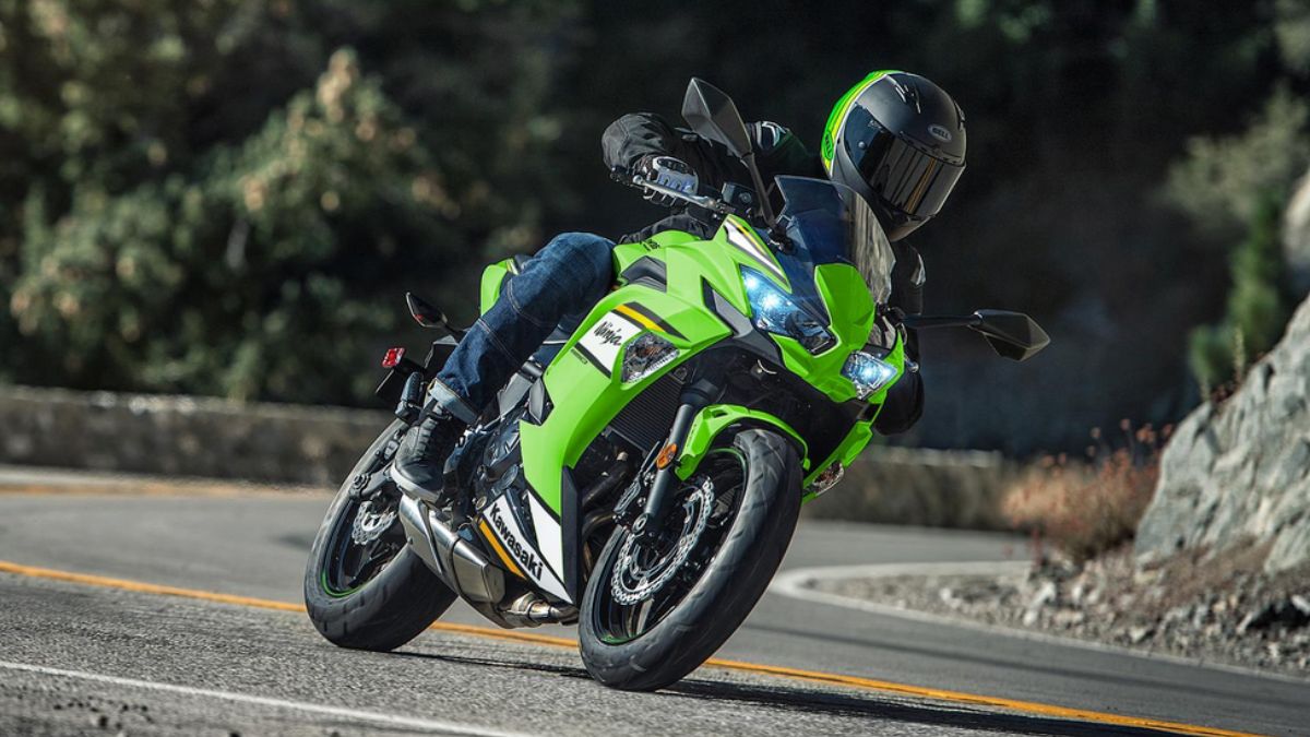2025 Kawasaki Ninja 650 KRT Edition
